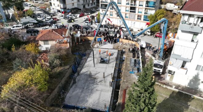 MERKEZEFENDİ BELEDİYESİ’NİN ÜÇÜNCÜ KREŞİNİN TEMELİ ATILDI