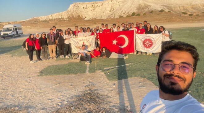 Cumhuriyet’in 101. Yılında Genç Yamaç Paraşütü Pilotları Denizli’nin Semalarında Buluştu