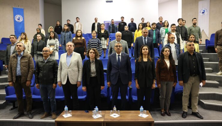 PAÜ İTBF’de “Atatürk’ün Devlet Yönetiminde Bilim ve Eğitimin Yeri” Konuşuldu