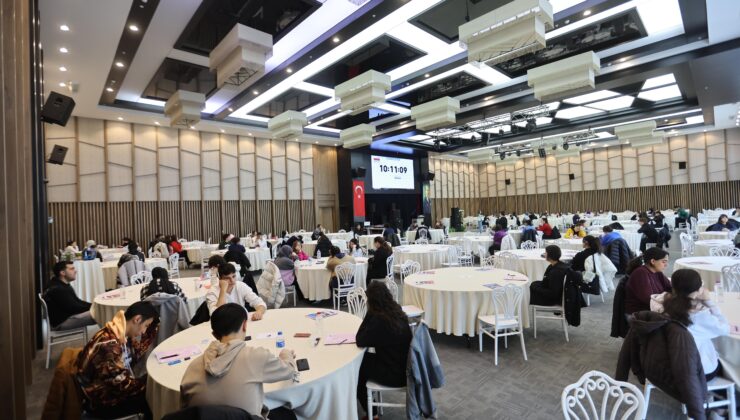 MERKEZEFENDİ’DE GENÇLER AYT VE TYT DENEME SINAVLARININ İLKİNİ TAMAMLADI