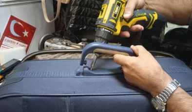 ÇANTA TAMİRCİLERİ YOĞUN MESAİ YAPIYOR