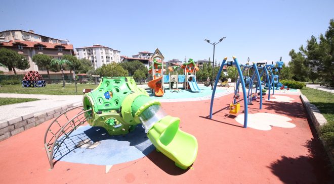 GERİ DÖNÜŞÜM PARKI MİNİK ZİYARETÇİLERİNİ BEKLİYOR