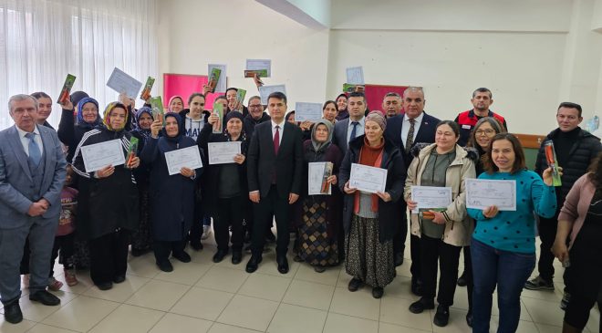 Acıpayam’da Kadınlara Özel “Meyve Ağaçlarında Budama” Kursu