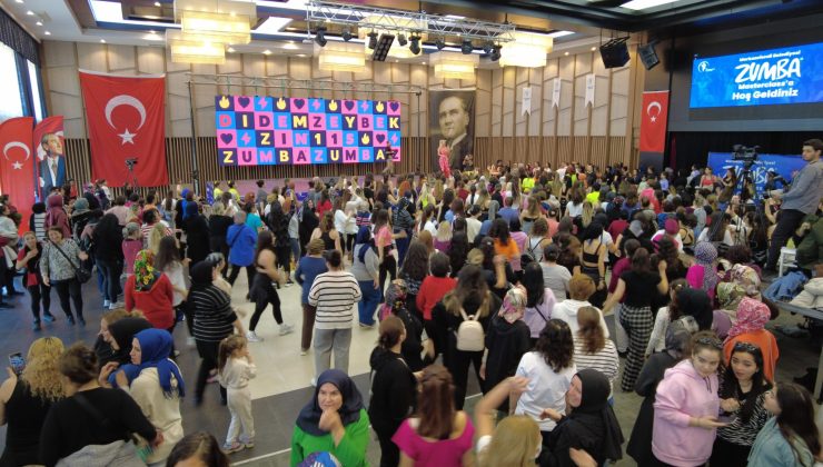 ZUMBA TUTKUNLARI MERKEZEFENDİ’DE BULUŞTU