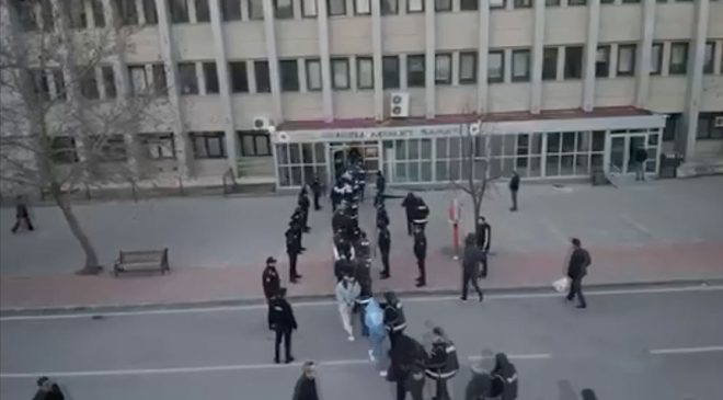 Denizli merkezli silahlı suç örgütüne yönelik operasyonda 32 şüpheli tutuklandı