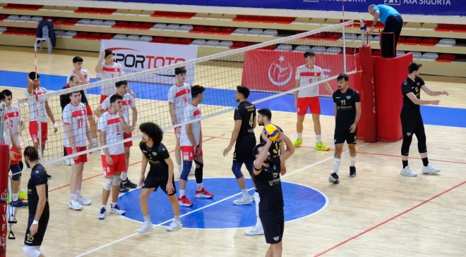 Yücelen Anamurspor Kulübü erkek voleybol takımı 1 lige yükseldi