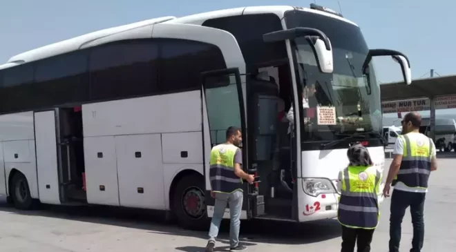 BİLETSİZ YOLCU TAŞIYANA 85 BİN LİRAYA KADAR CEZA GELİYOR