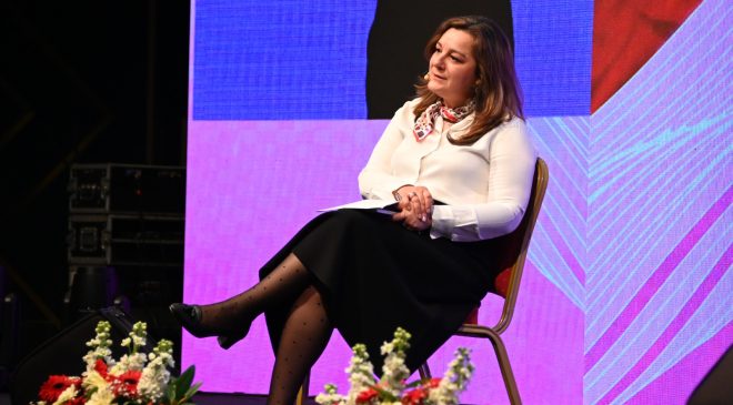 “Metale Hayat Veren Kadınlar”ın başarı öykülerini Gazeteci Seda Gök kitaplaştırdı